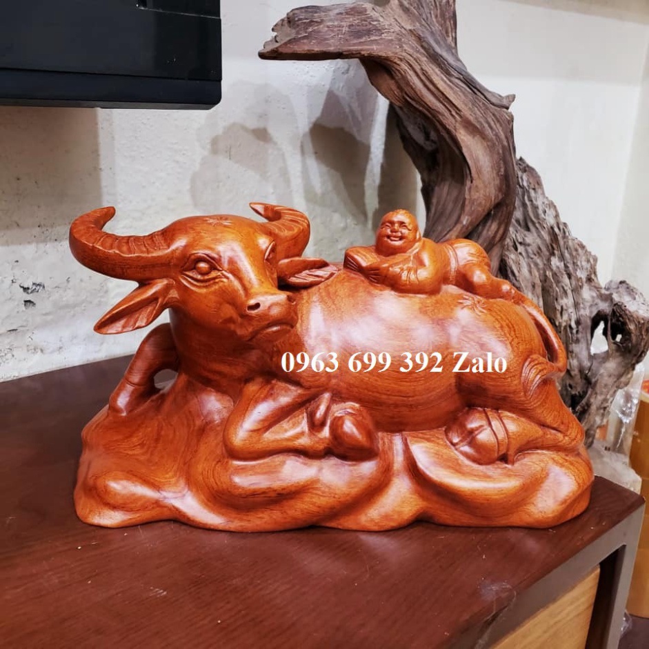 Linh vật Tượng con trâu gỗ hương dài 30 cm