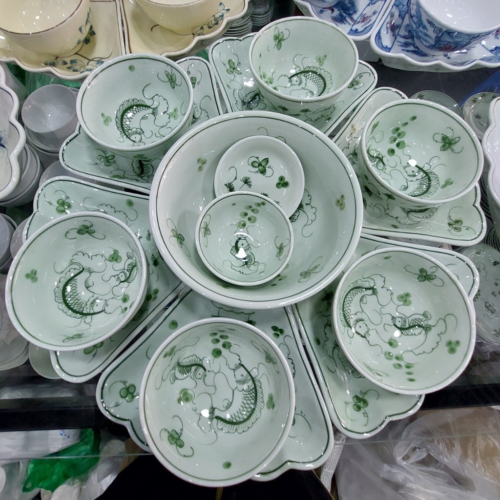Bộ bát đĩa hoa mặt trời men kem xanh hoa văn cá chép, Hàng gốm sứ Bát Tràng chính hãng, Bộ -15 món