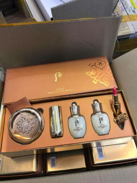 Set Radiant Essence Cushion Special phấn nước hoàng cung cao cấp siêu đẹp | BigBuy360 - bigbuy360.vn