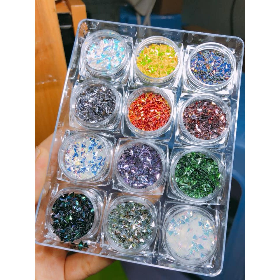 Phụ kiện nail, Phụ kiện tam giác nổi trang trí móng