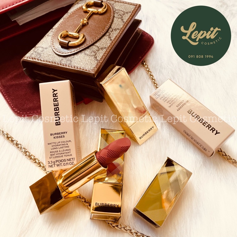 Son Burberry Kisses Matte Limited vỏ vàng 2021