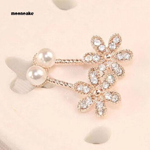 Khuyên tai hoa đính đá và ngọc trai giả phong cách Hàn Quốc thanh lịch dành cho nữ