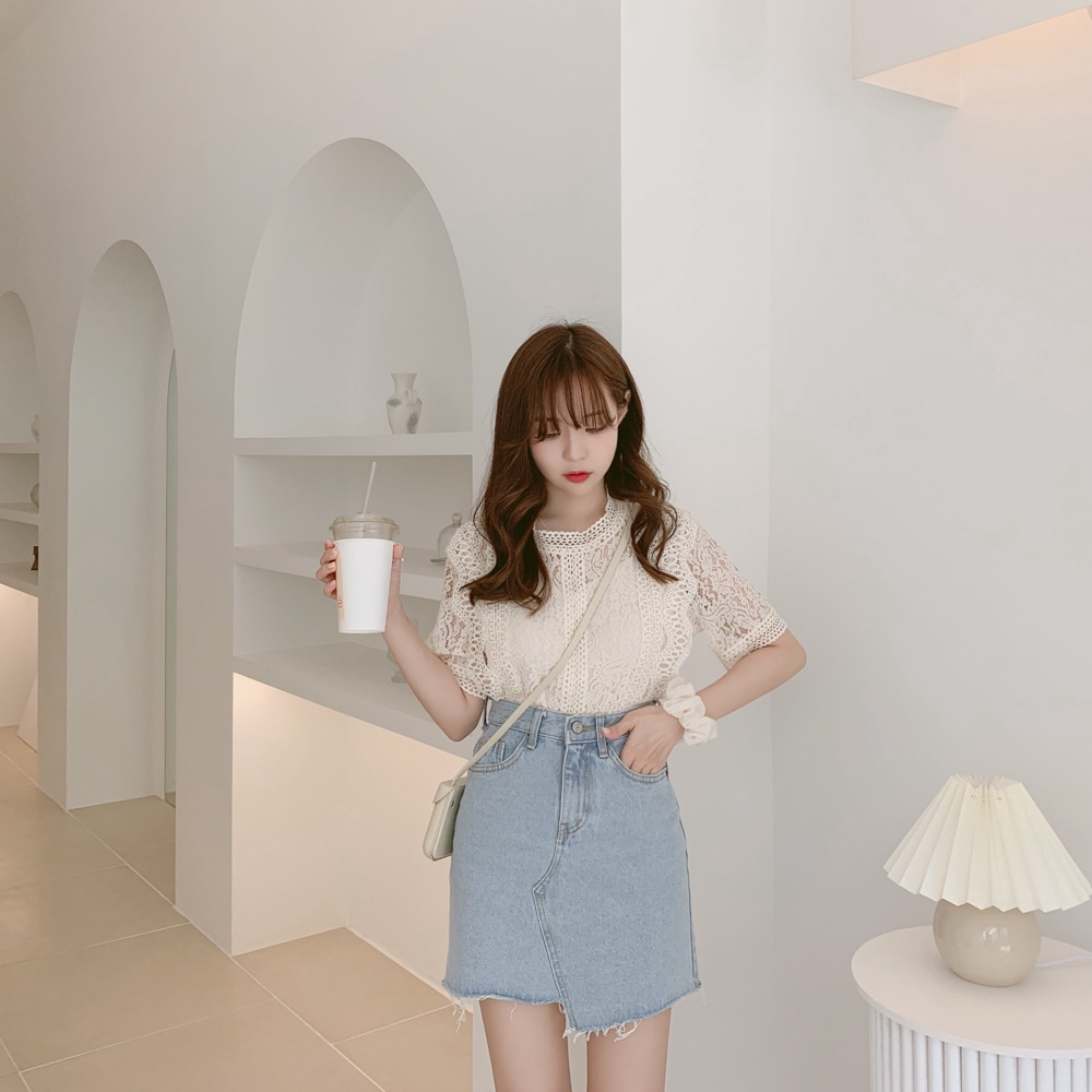 Áo Kiểu Tay Ngắn Cổ Tròn Phối Ren Thời Trang 28819 Cho Nữ | BigBuy360 - bigbuy360.vn