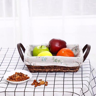 Giỏ đan cói đựng đồ có vải lót và quai da sang trọng trang trí nhà cửa