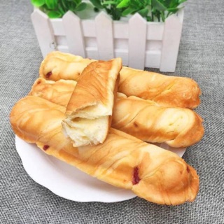 Bánh que ngàn lớp phô mai
