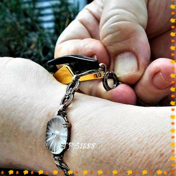 (Hàng Mới Về) Kẹp Hỗ Trợ Đeo Trang Sức Tiện Dụng Chất Lượng Cao | BigBuy360 - bigbuy360.vn