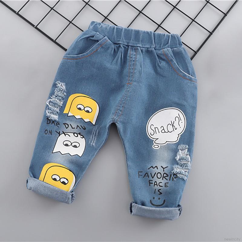 Set áo tay dài + quần jeans phong cách Hàn Quốc cho bé trai