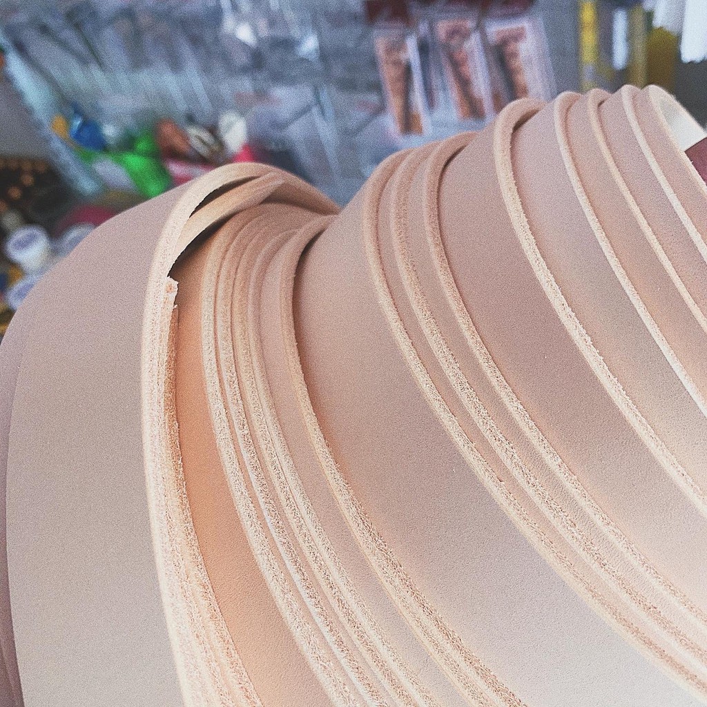 Phôi dây nịt từ da Veg Italy chưa nhuộm