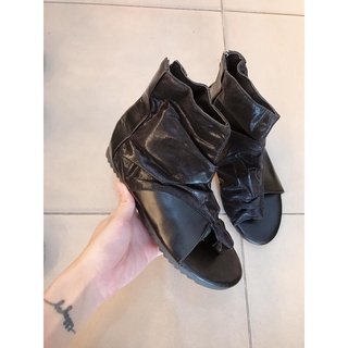 Boots - Bốt thời trang xỏ ngón đế bằng