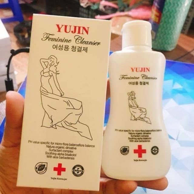 DUNG DỊCH VỆ SINH YUJIN