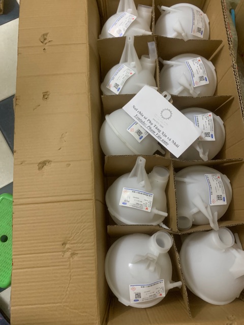 Bình nước phụ Ford Transit CHÍNH HÃNG mã 6C118K218AC Phạm Văn auto giá tốt nhất