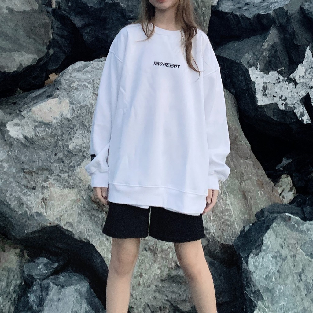 Áo SWEATER basic trắng TUCO, unisex nam nữ nỉ dày dặn không xù local brand, dài tay nhiều màu form rộng oversize