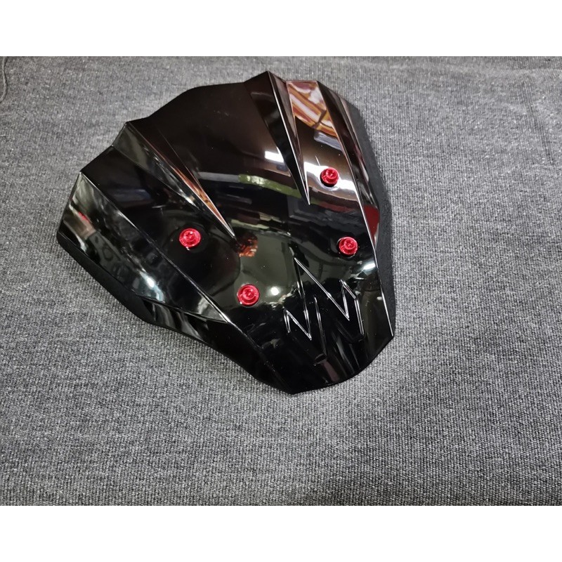 Mão ( chắn gió ) Winner X khói kèm ốc nhôm