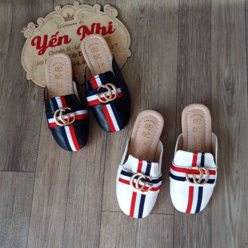 Sục bé sọc viền cờ khóa GG đẹp ,dép cho bé trai,bé gái