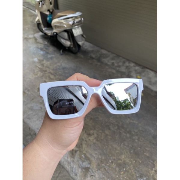 Kính Mát Thời Trang Nam Nữ LV Dáng Mắt Vuông Sang Chảnh. Kính Râm Thời Trang Nam Nữ Thích Hợp Làm Quà Tặng, Đi Chơi,Cafe