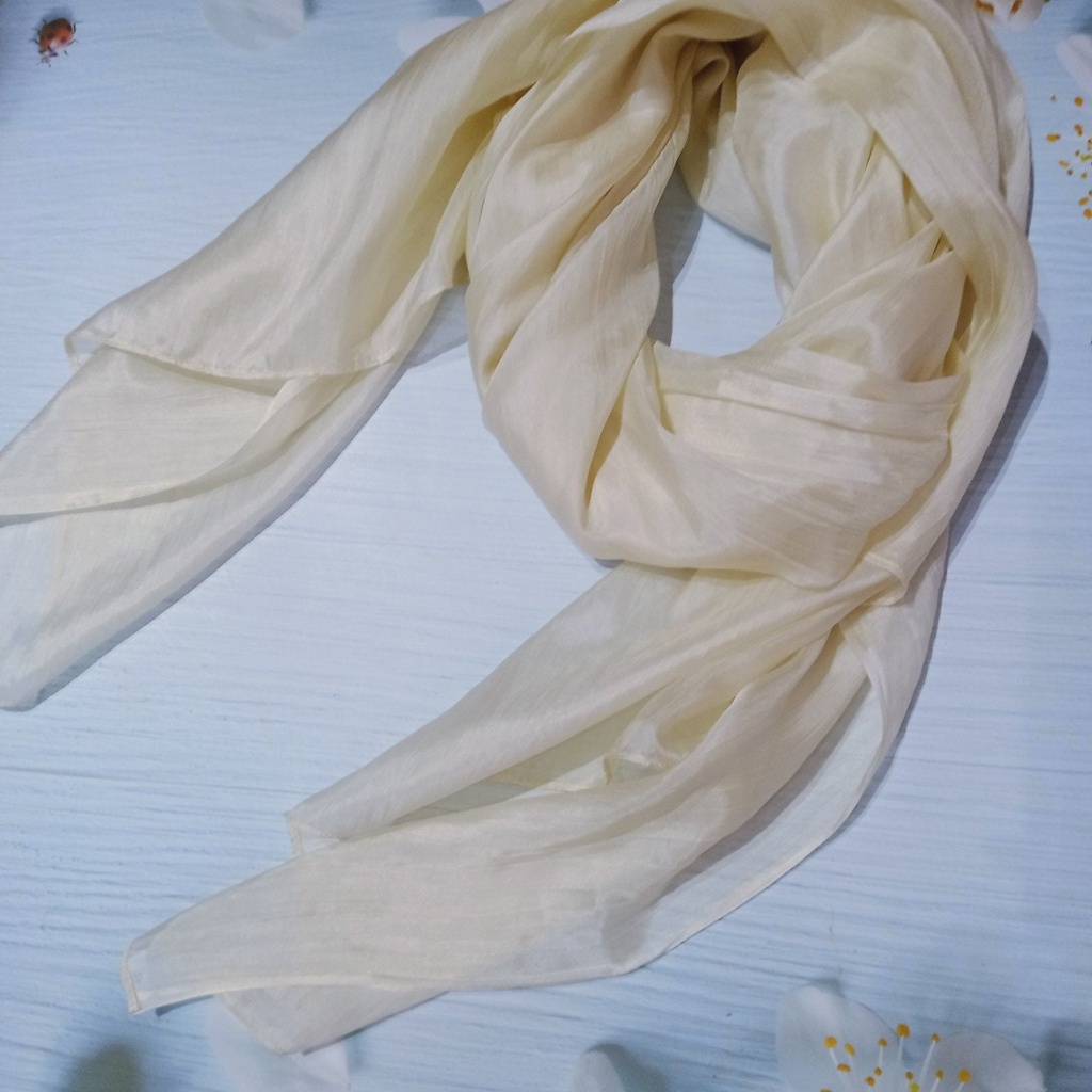 Khăn Lụa Tơ Tằm quàng cổ màu trắng kem #thanh lịch#nhẹ nhàng#thoáng mát, dùng được cả 4 mùa, kích thước 180cm*90cm