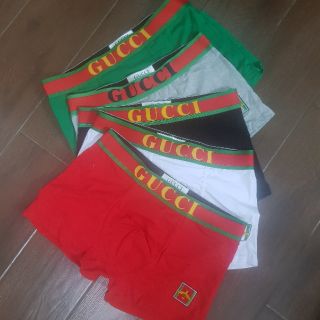 Quần boxer thêu con ong cao cấp