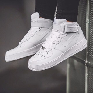 Thanh lý  Giày Ni.ke-air-Force1 all-White-Authentic 100% size 44 và 38