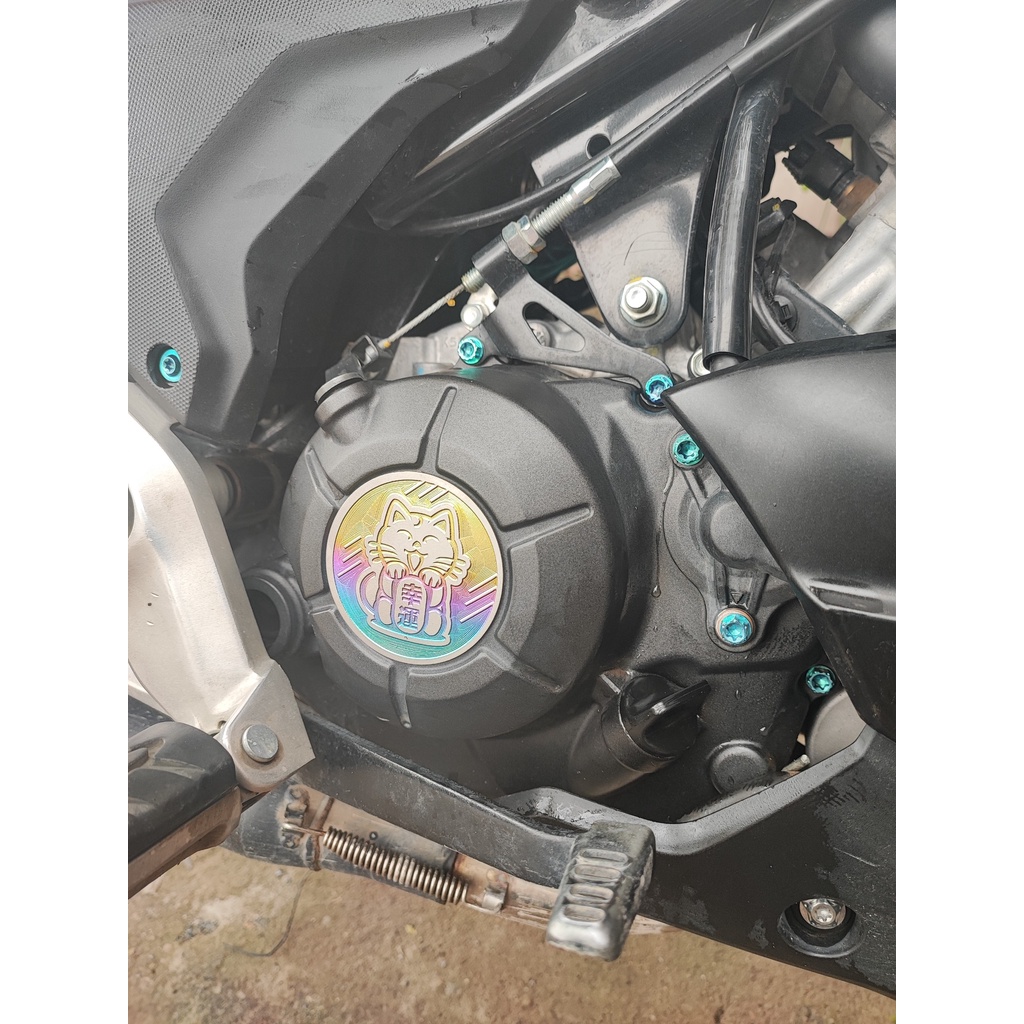 Tem Titan mèo thần tài gắn trang trí oto xe máy