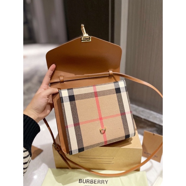 Túi xách Burberry size 25cm nhiều màu .
