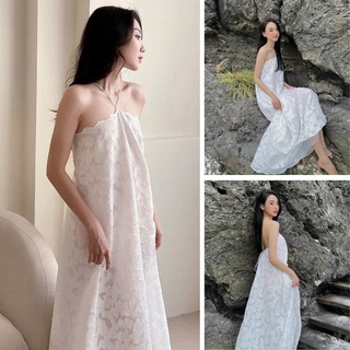 Đầm yếm maxi trắng đi biển, Váy yếm trắng cổ dây suông dài Cao Cấp thêu hoa, sexy quyến rũ - MiNhi