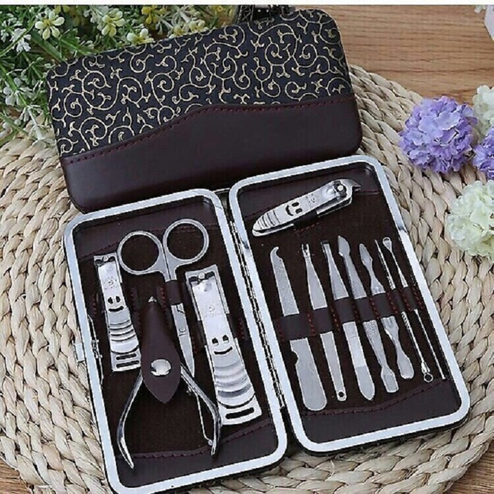 Bộ Kiềm 12 Món Tiện Ích Có Kèm Bấm Móng Lớn