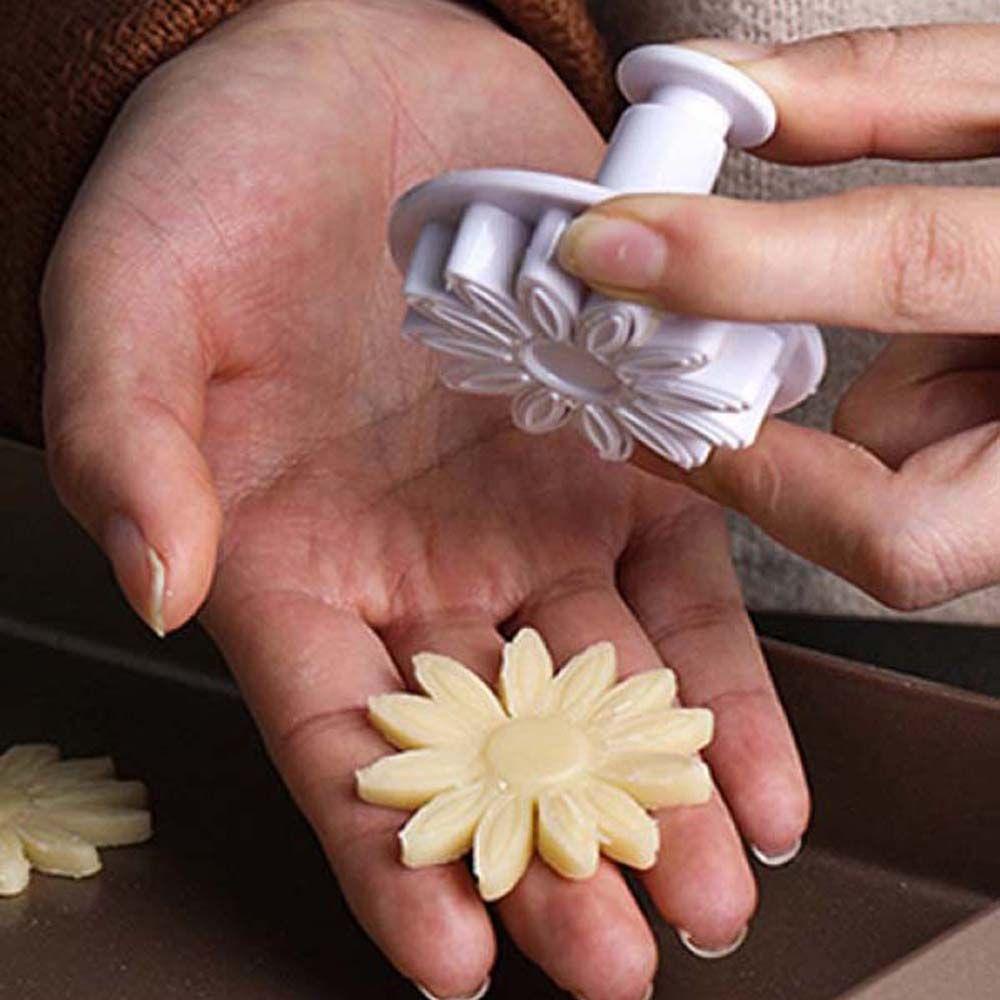 Khuôn Cắt Bánh Hình Hoa Hướng Dương