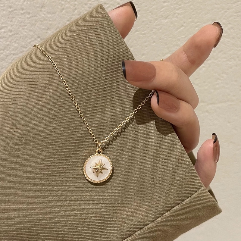 Vòng cổ Choker Màu Vàng Mặt Tròn Đơn Giản Cho Nữ