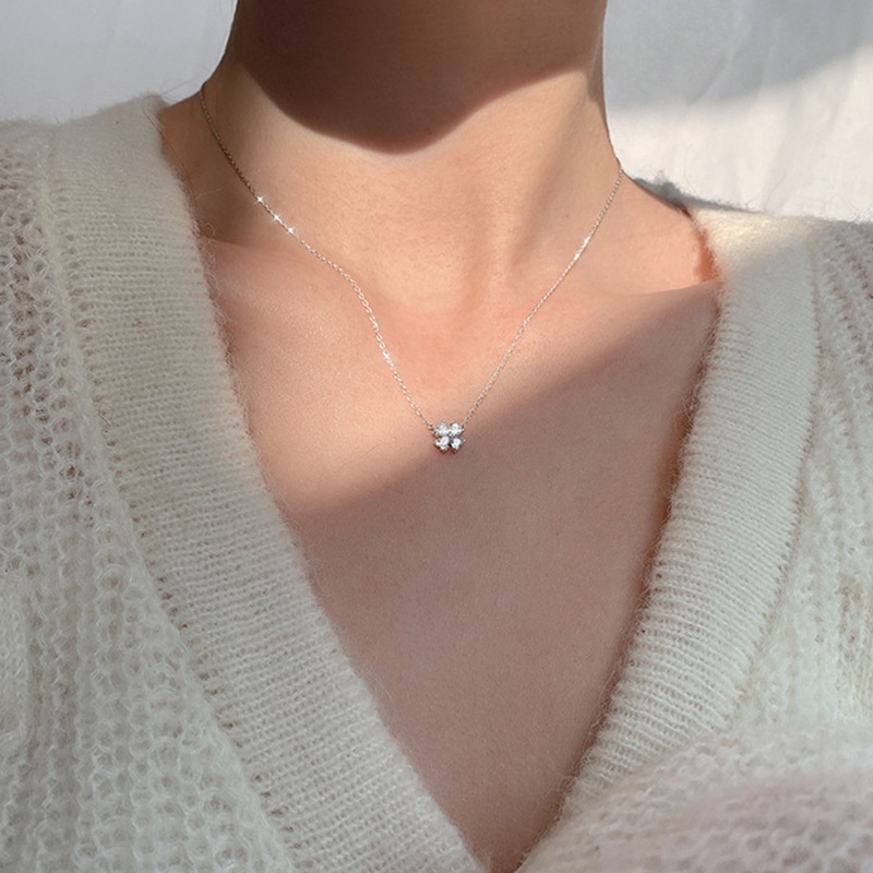Vòng cổ Mặt Cỏ Ba Lá Đính Đá Zircon Trái Tim Màu Hồng Lấp Lánh Thời Trang Thanh Lịch Dành Cho Bạn Nữ