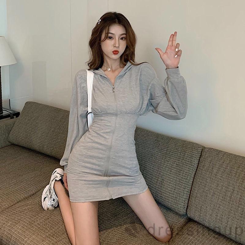 Đầm Tay Dài Cổ Chữ V Màu Trơn Thiết Kế Thanh Lịch Cho Nữ | BigBuy360 - bigbuy360.vn