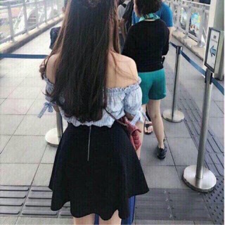 Chân váy xoè kèm quần chống lộ
