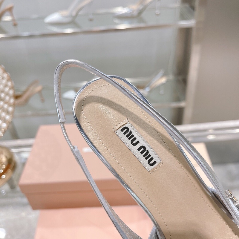 Giày cao gót 5.5cm mũi nhọn thương hiệu MiuMiu màu trơn da thật cao cấp