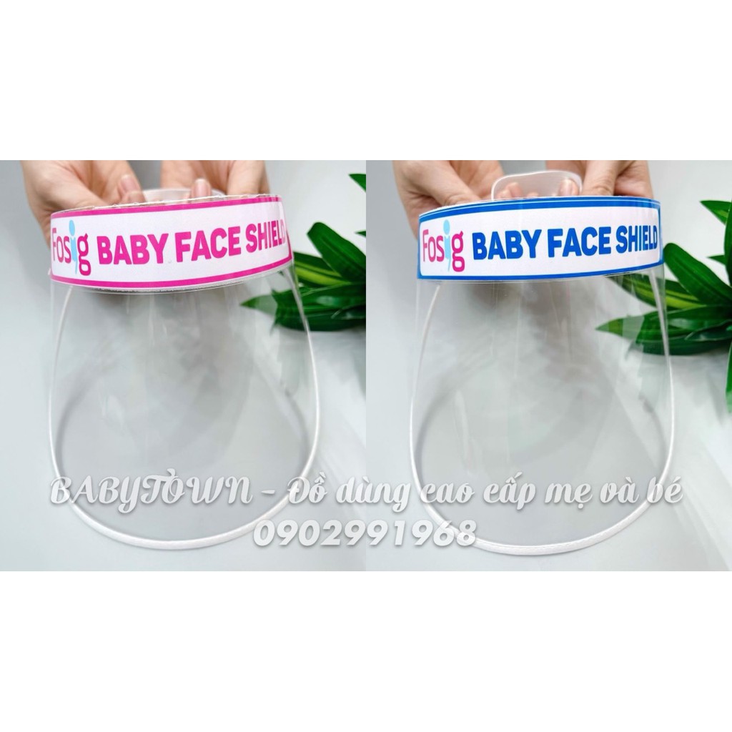 Kính chắn giọt bắn cho bé