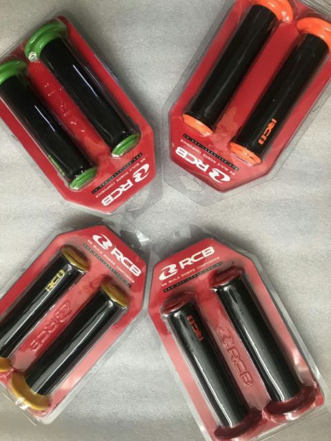 BAO TAY RCB KHÔNG GÙ