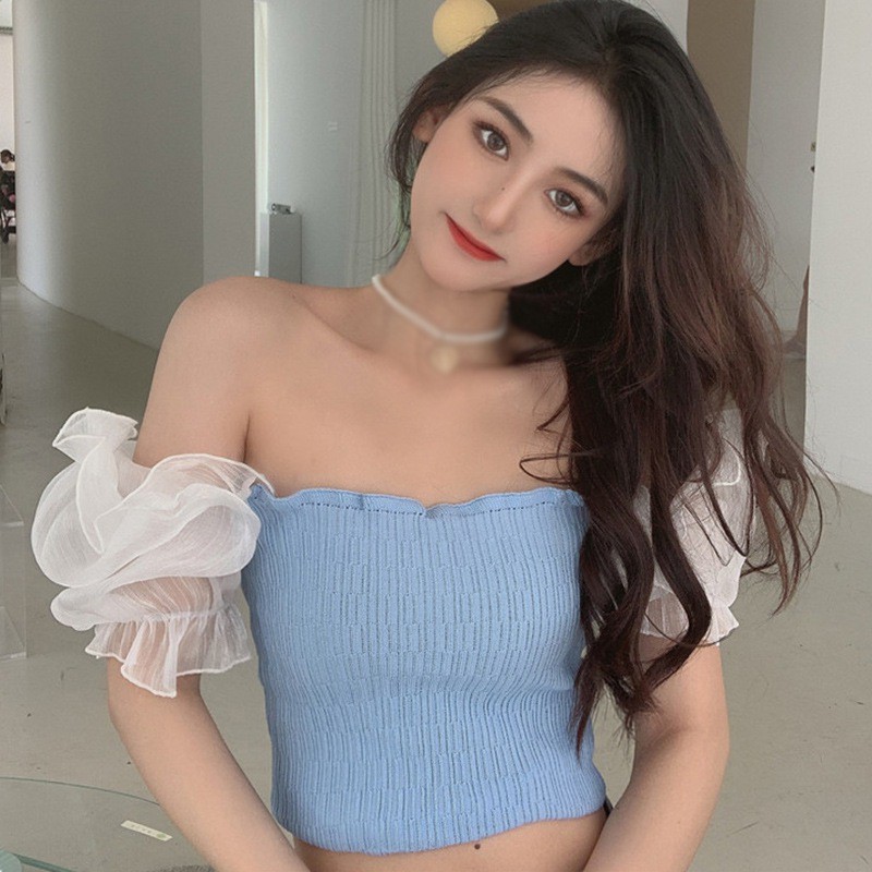 Áo Thun Ngắn Tay Cổ Vuông Họa Tiết Hoa Xinh Xắn Dành Cho Nữ