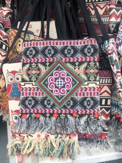 Túi thổ cẩm👛
