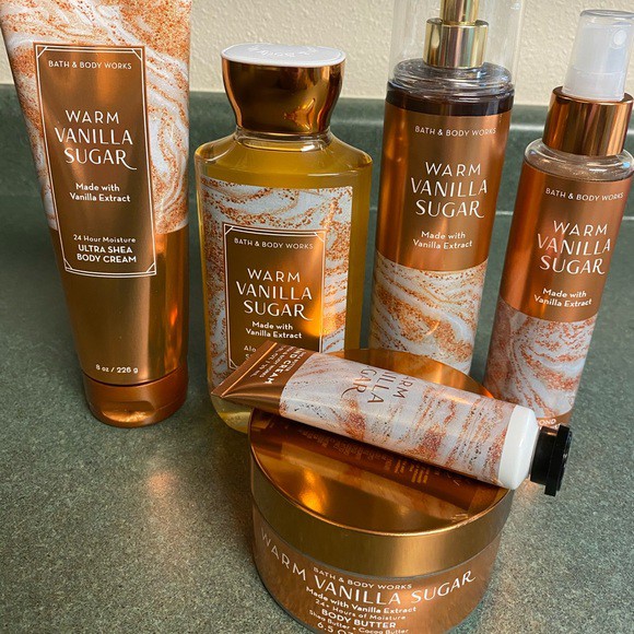 Sản Phẩm Tắm Dưỡng Xịt Thơm Toàn Thân Lưu Hương Mịn Da Bath & Body Works - Warm Vanilla Sugar