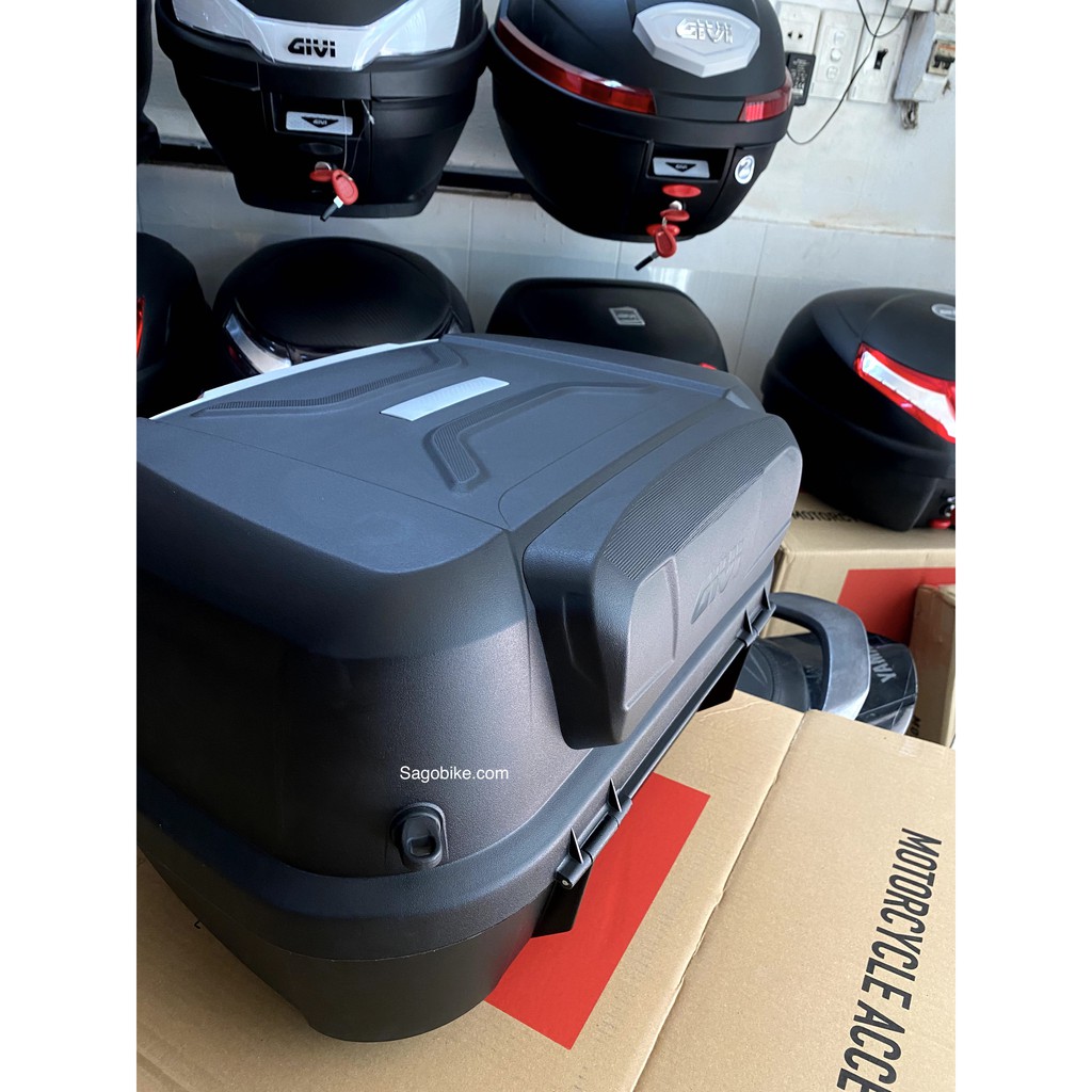 Gối tựa lưng Givi BE43N cho thùng Givi E43NTL, B45NM hàng givi chính hãng