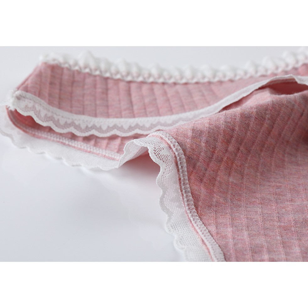Quần Lọt Khe Cotton Viền Ren Mềm Mại Thoáng Khí Co Giãn Tốt P194