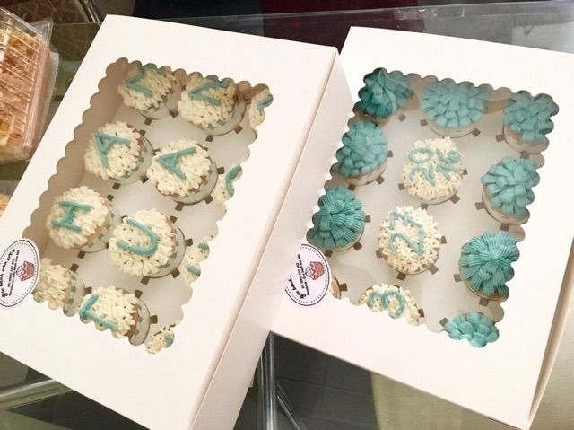 Hộp Đựng Cupcake 12 Bánh