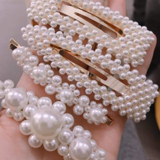 Set 4 kẹp tóc ngọc xinh xắn