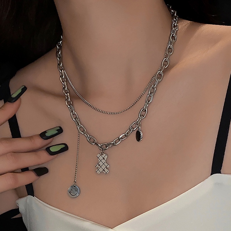 Vòng cổ choker nhiều lớp gắn hình mặt cười cá tính