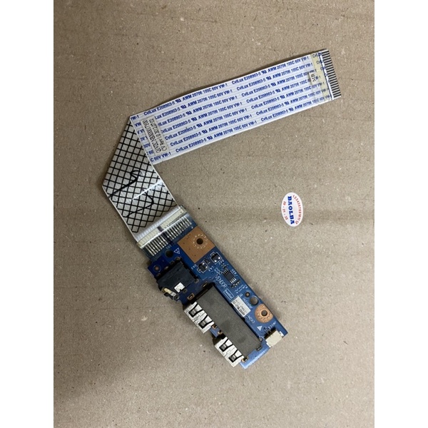 Board jack âm thanh và cổng usb laptop Acer Aspire V5-171 Chromebook C710 C700