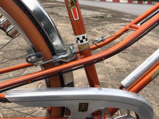 Xe Đạp Peugeot 1977 màu da đồng