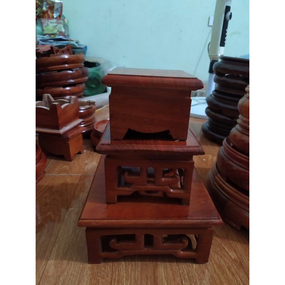 Kỷ vuông,đế kê bát hương,đôn vuông gỗ hương cao 8cm