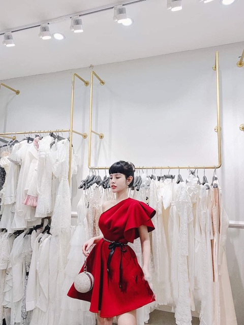 ( ẢNH VÀ VIDEO THẬT 10000% )  Đầm xoè lệch vai xếp li kèm phụ kiện