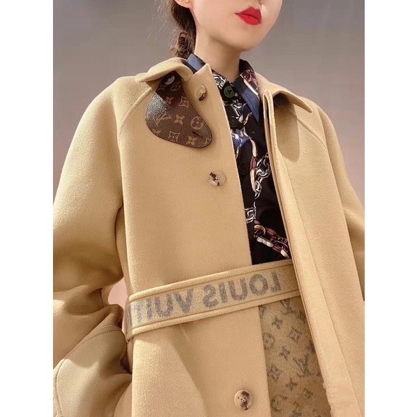 Áo khoác dạ dáng dài mẫu mới 2021 phối đai thắt eo thương hiệu Louis Vuitton LV cao cấp