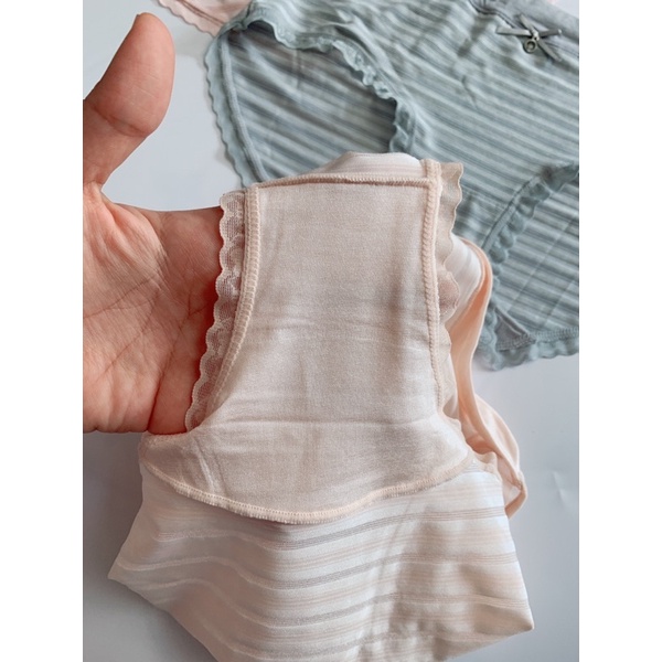 Quần lót nữ su lạnh kẻ cạp cao viền ren không hằn mông, đáy lót cotton thông thoáng. Phom 45-62kg. Vòng mông 90-100cm.