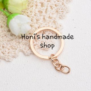 Móc khóa màu bạc vàng