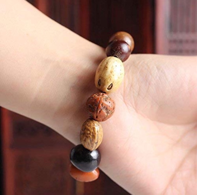 Chuỗi hạt thiêng bồ để Cát Tường